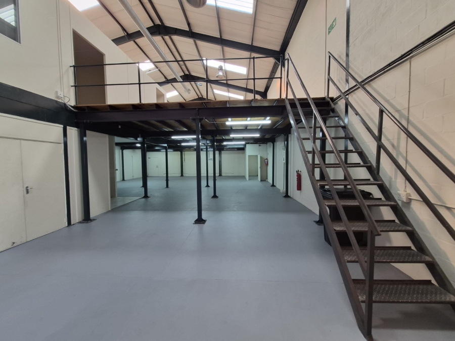 To Let Commercial Property for Rent in Maitland Western Cape